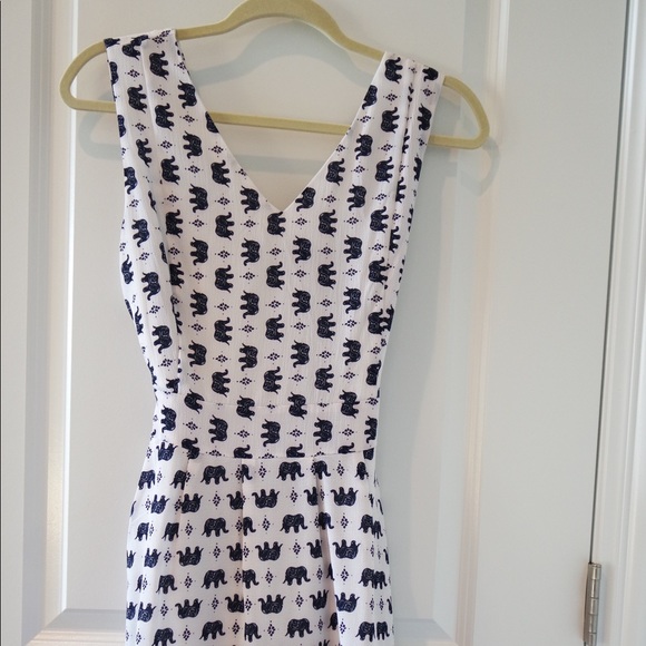 Iska London Dresses & Skirts - Iska London Elephant Dress